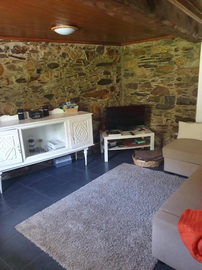 Casa da Eduardinha Guest House Gois Bagian luar foto